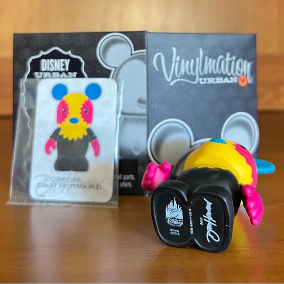 Disney Vinylmation - Urban Series 4 - Yellow Gears - Picture 3 of 3